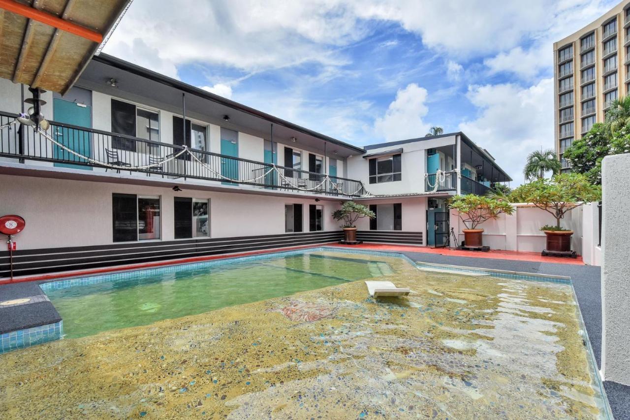 Capitanos Hotel Darwin Eksteriør billede